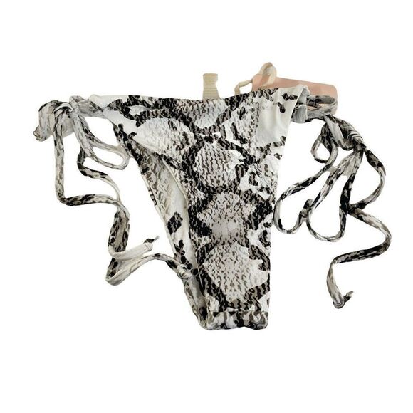Chloe' Rose Sz S Snake Print Cheeky String Bikini NEW - Picture 2 of 4